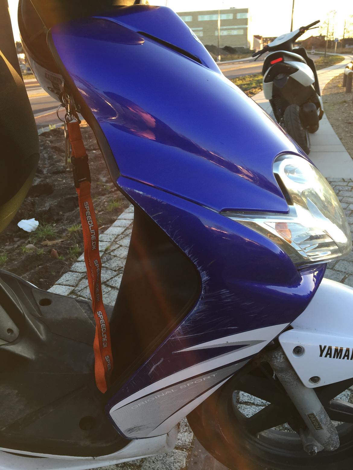 Yamaha jog r påkørt billede 5