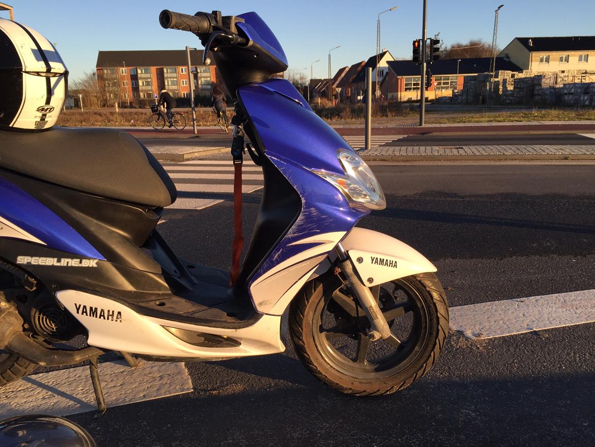 Yamaha jog r påkørt billede 12