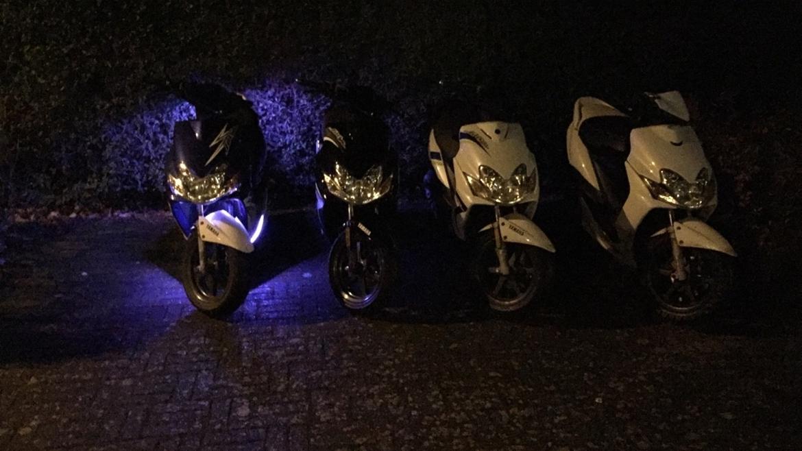 Yamaha jog r påkørt billede 6