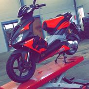 Aprilia sr 50 factory ditech