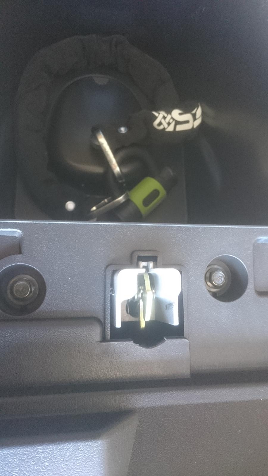 VGA Explora - Sædelåsen jeg lige skal have kigget på da den er for dårlig fra fabrikken. billede 11