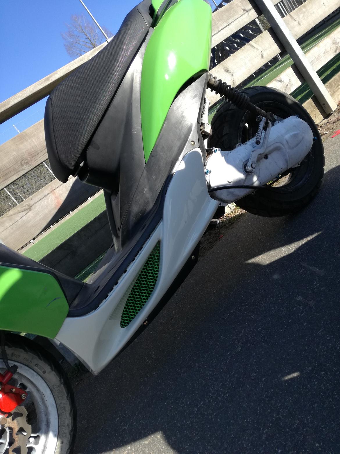 Yamaha jog r billede 7