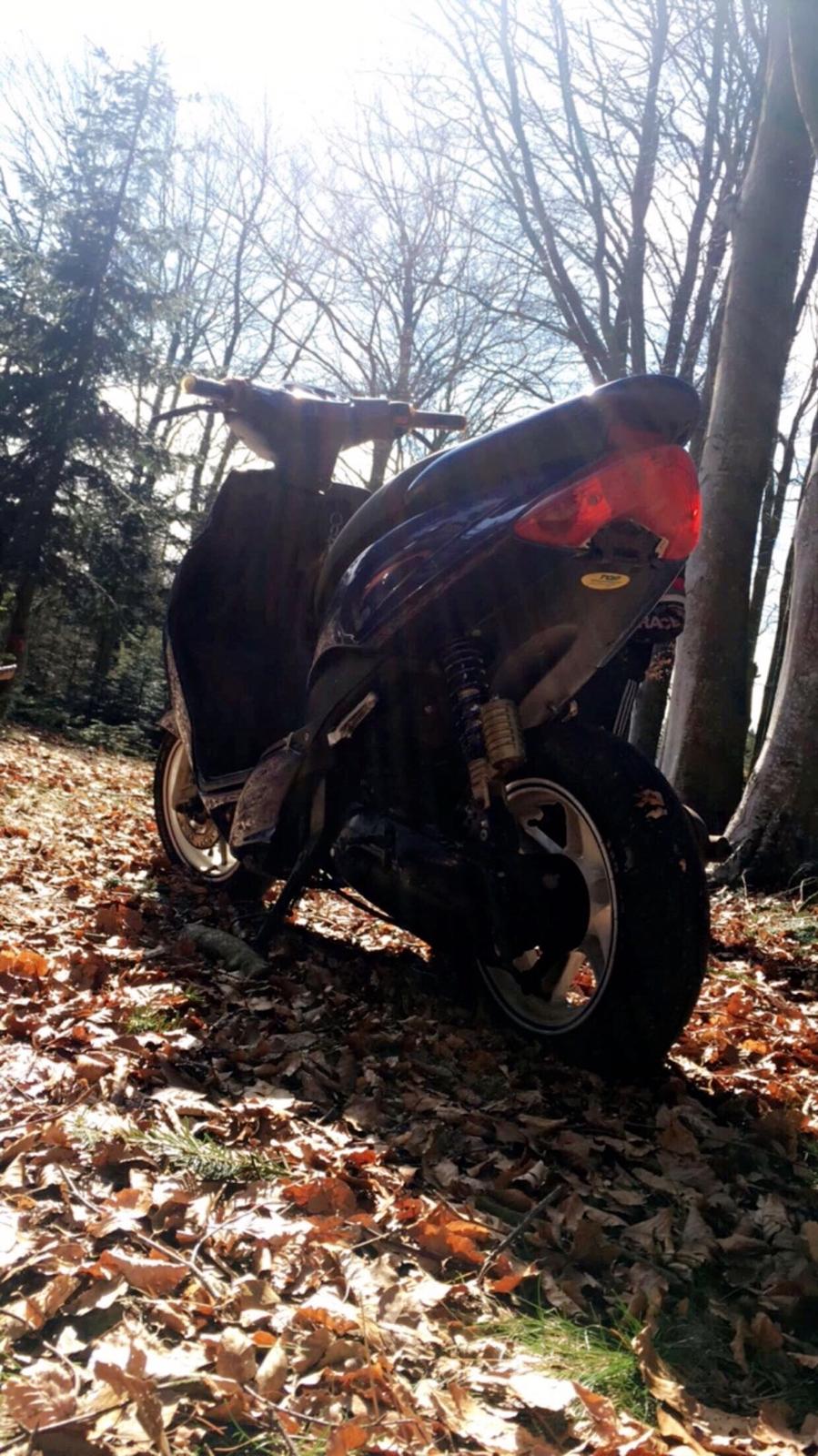 Yamaha Jog r billede 2