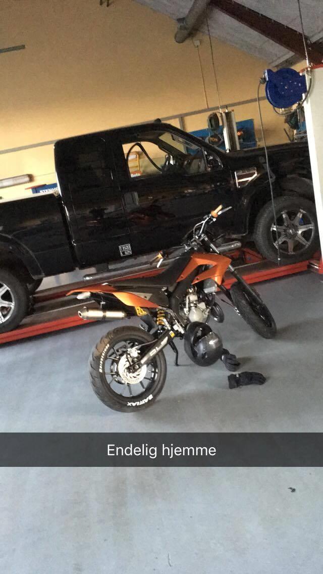 Derbi senda drd - kom hjem efter konfi, tid til at nulle billede 9