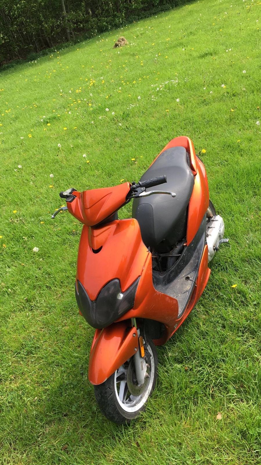 Yamaha Jog r 06 billede 1