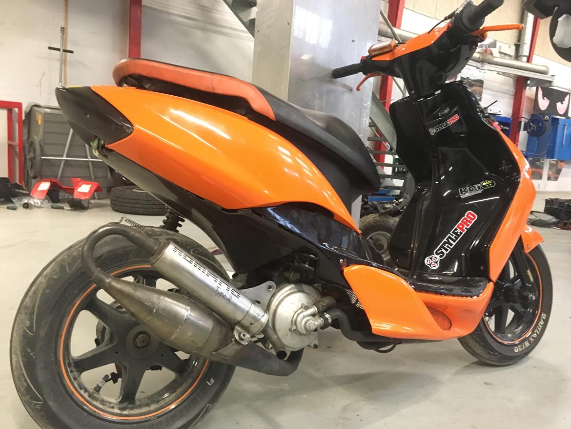 Yamaha Jog R (Baneged) billede 2