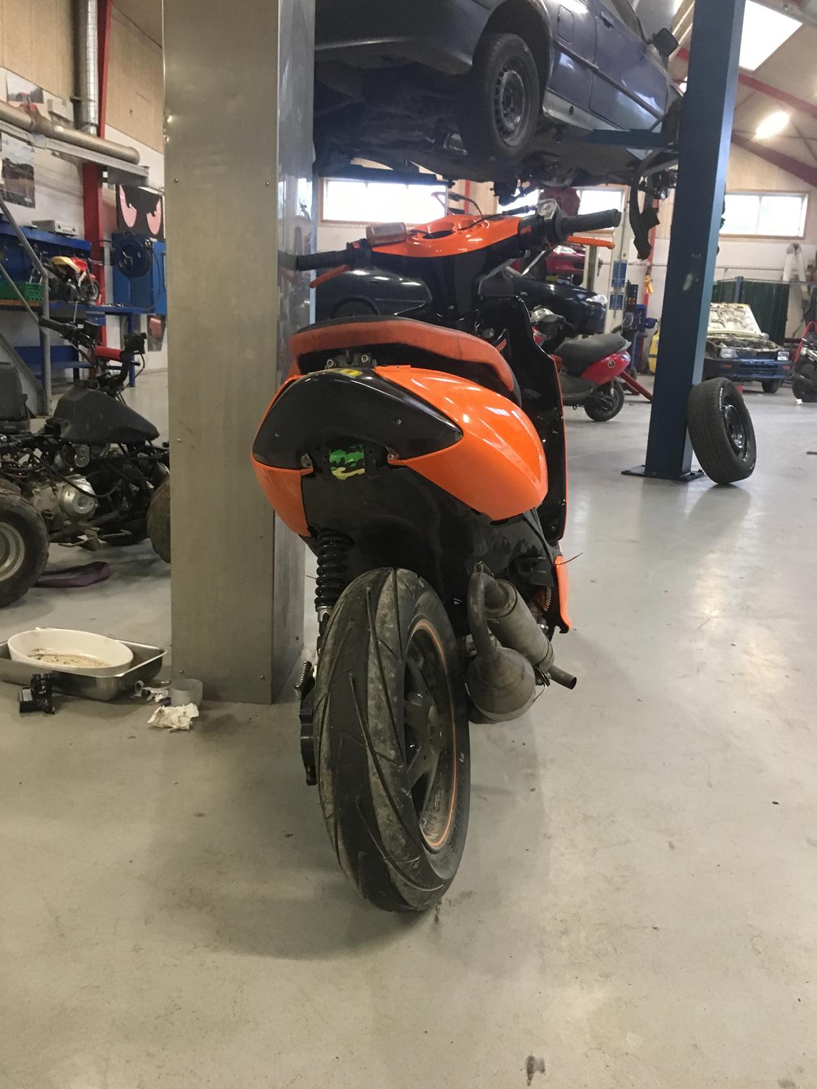 Yamaha Jog R (Baneged) billede 3