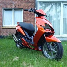 Yamaha jog r ts lc (solgt)