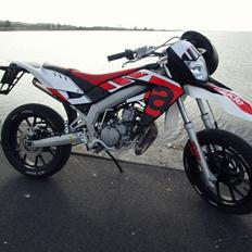 Aprilia SX 50 LC (SOLGT)