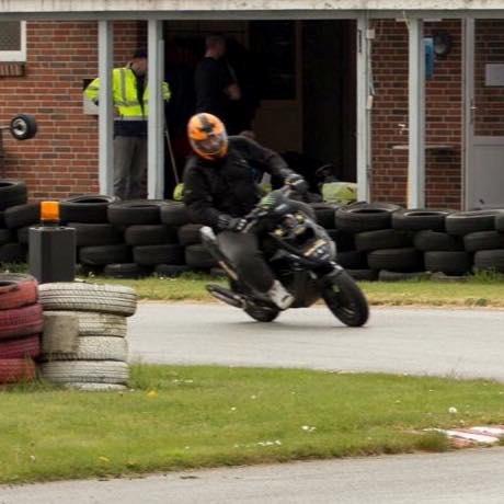 PGO Hot 50 - BaneRacer billede 1
