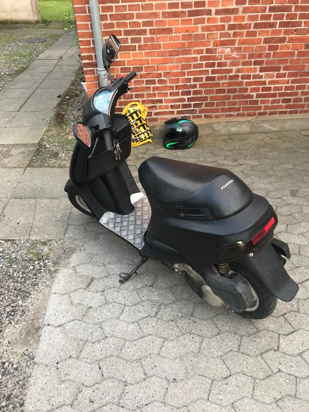 Piaggio old zip billede 3