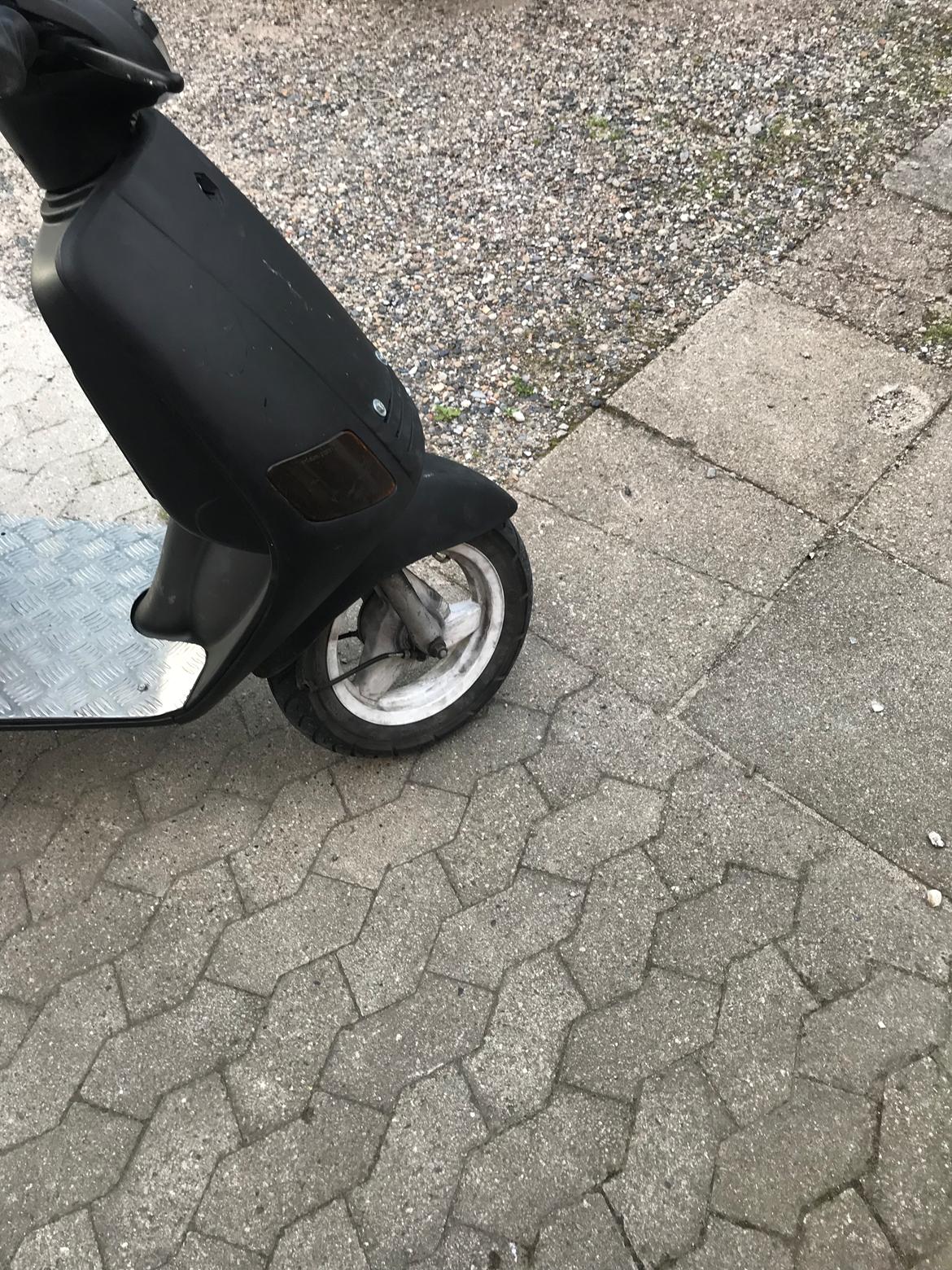 Piaggio old zip billede 4