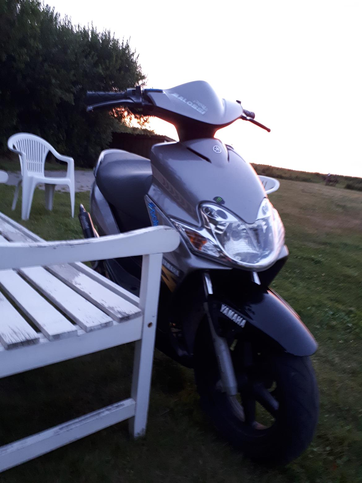 Yamaha jog r billede 8