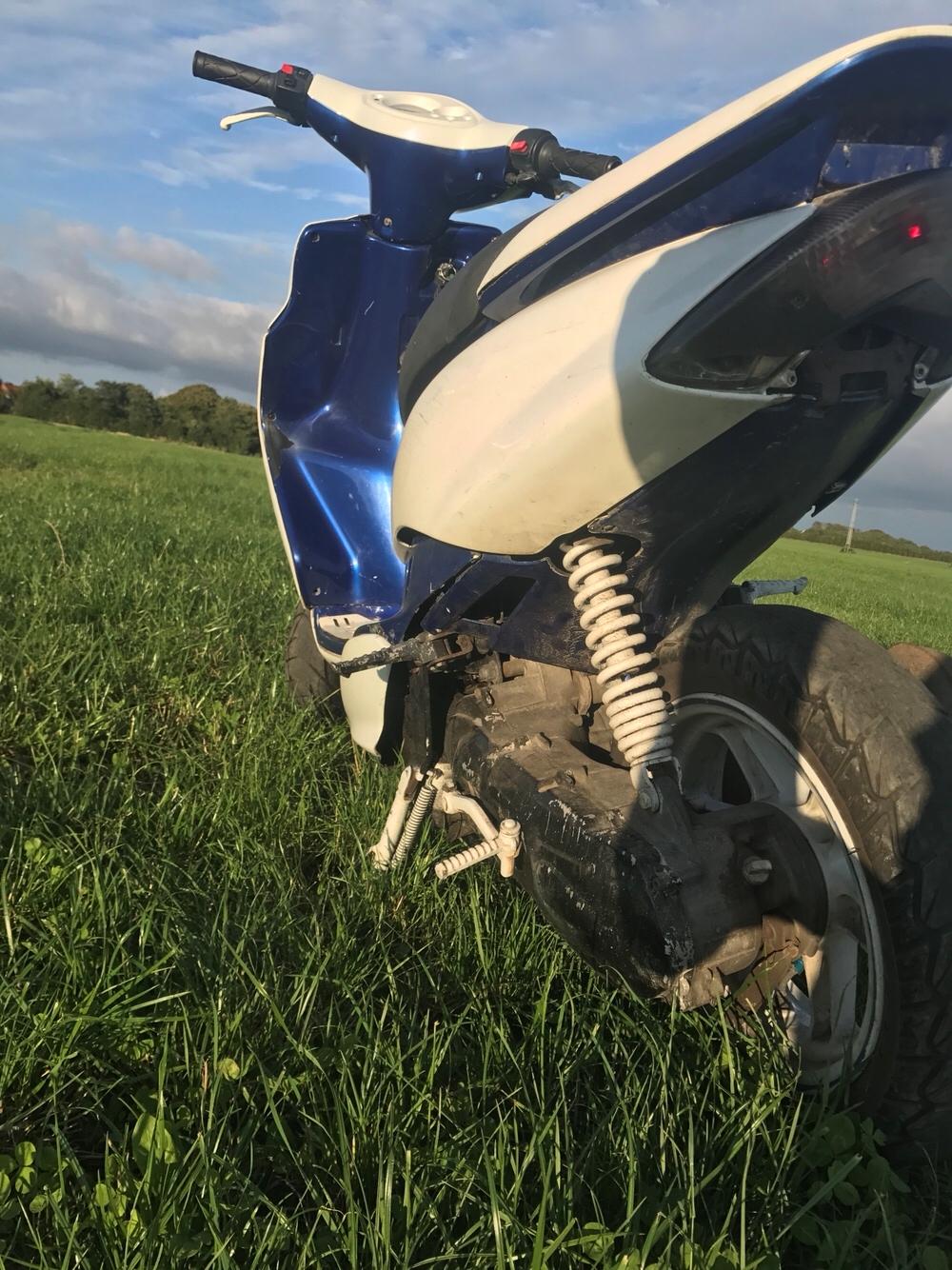 Yamaha Jog r SOLGT billede 1