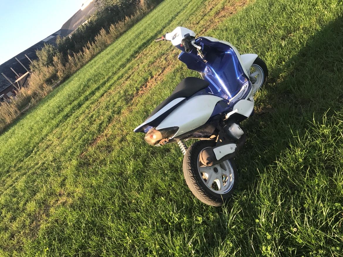 Yamaha Jog r SOLGT billede 6