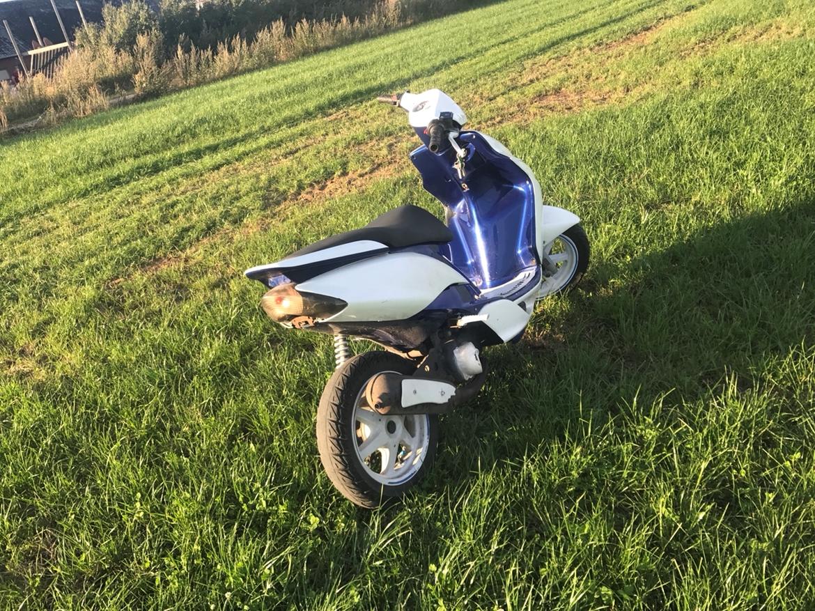 Yamaha Jog r SOLGT billede 8