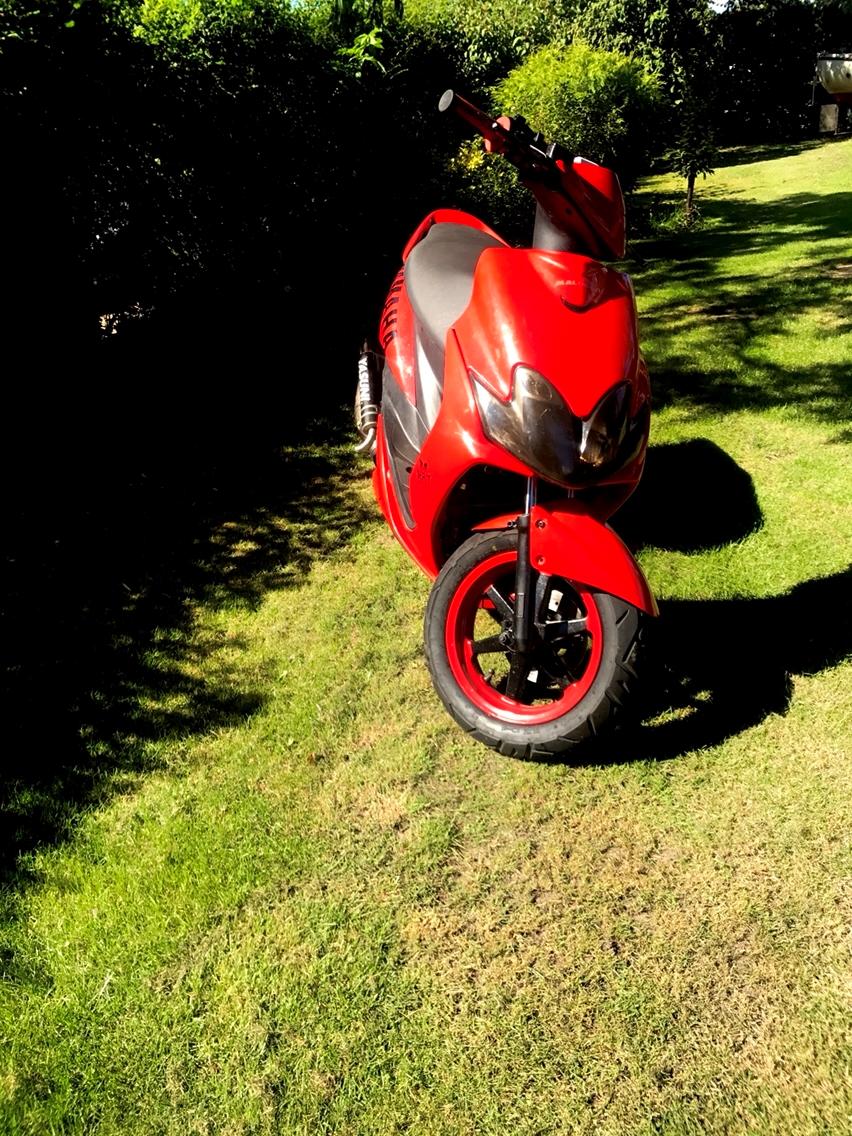 Yamaha Jog RR billede 2