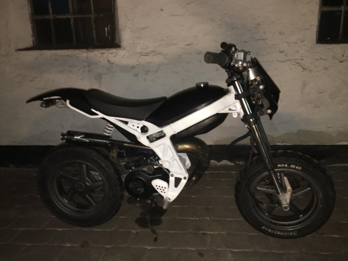 Suzuki street magic billede 14