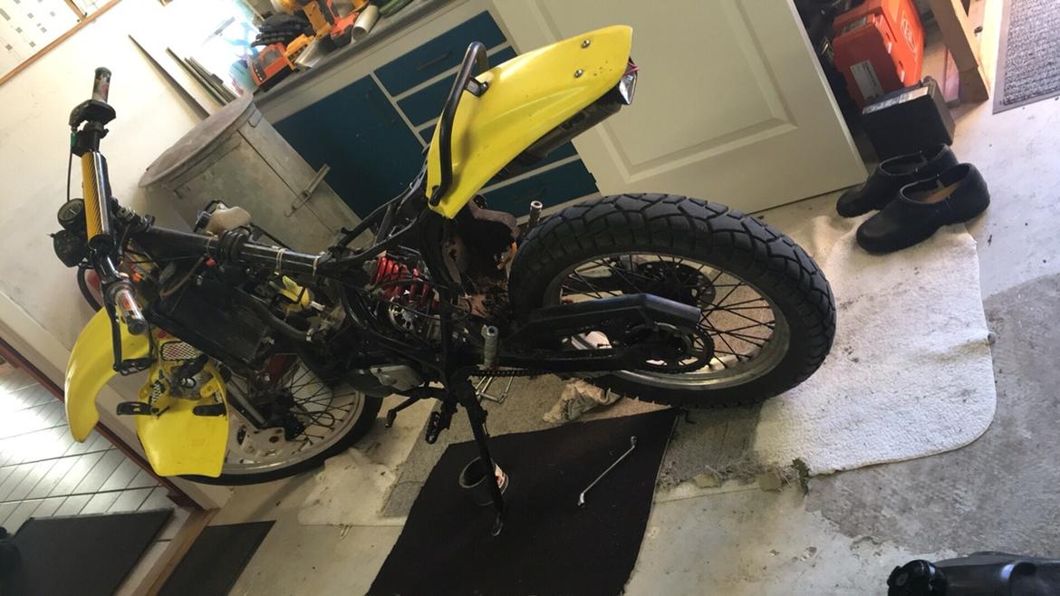 Suzuki RMX billede 8