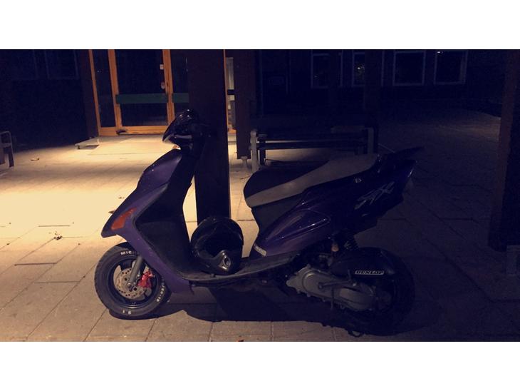 {{currentPhoto.altText}} billede {{currentPhoto.number}}