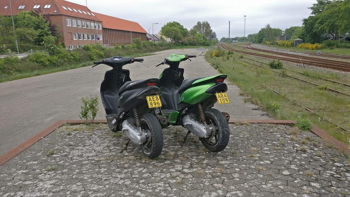 Yamaha Jog R *Monster Edition* SOLGT billede 4