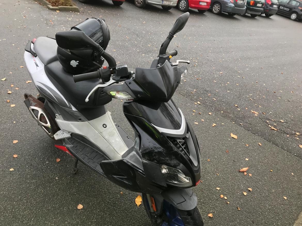 Aprilia SR50 Factory  billede 5