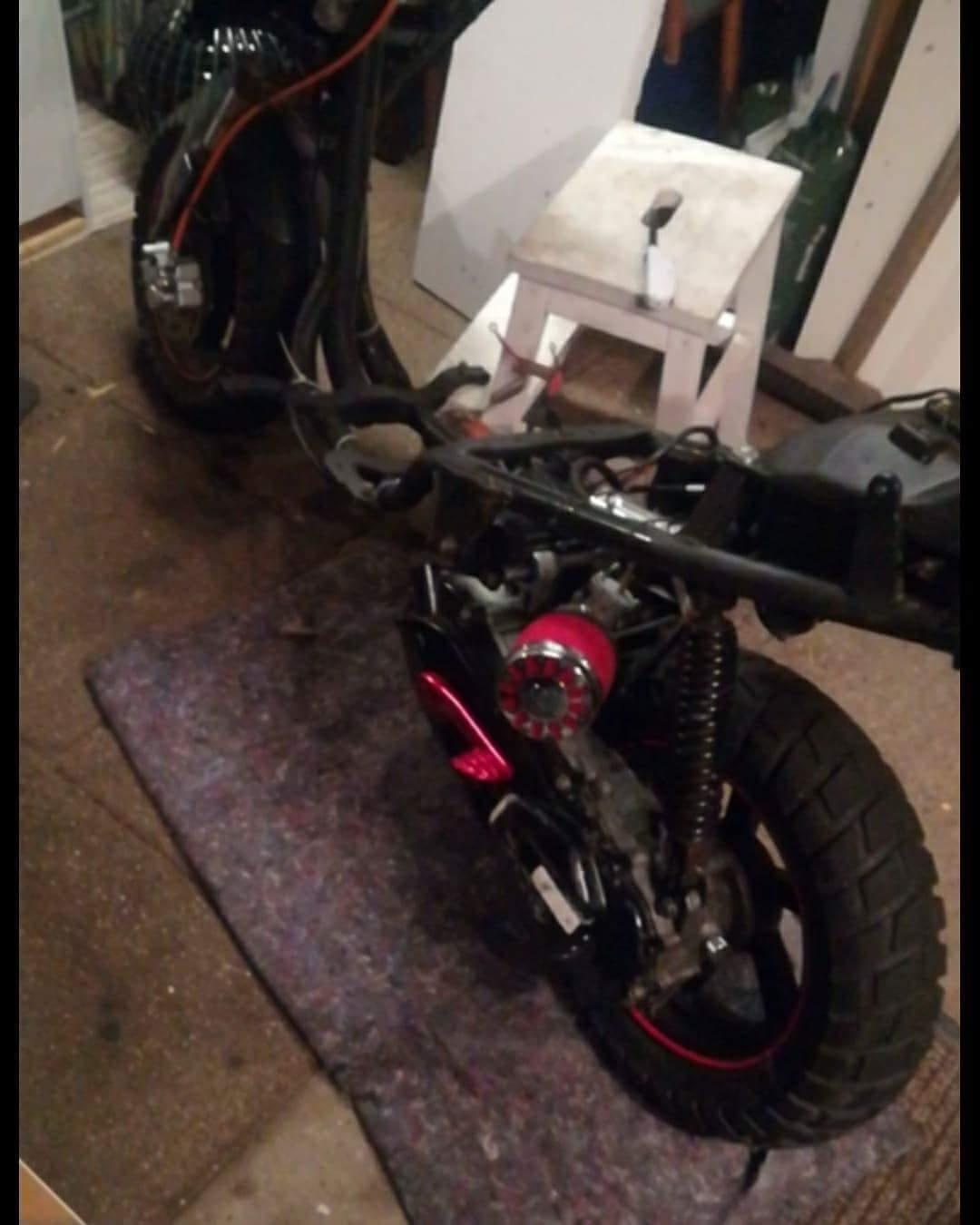 PGO Hot 50 billede 4