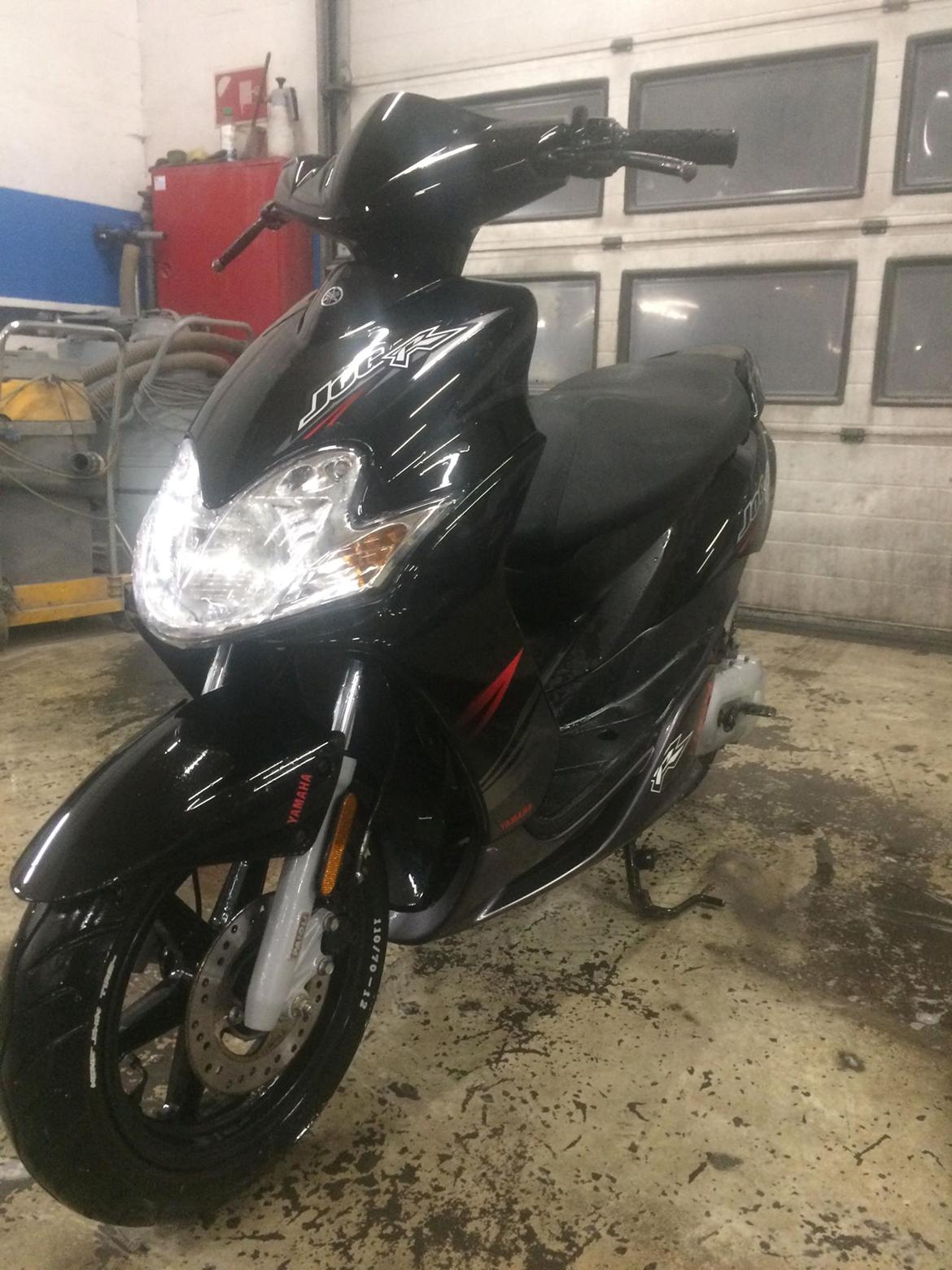 Yamaha jog r billede 7