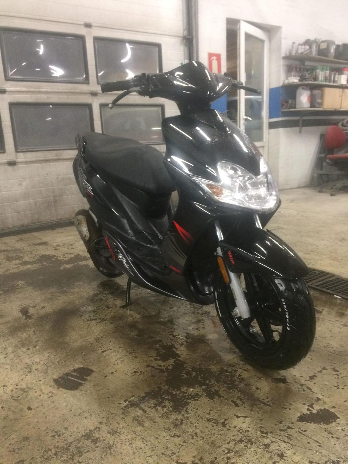 Yamaha jog r billede 9