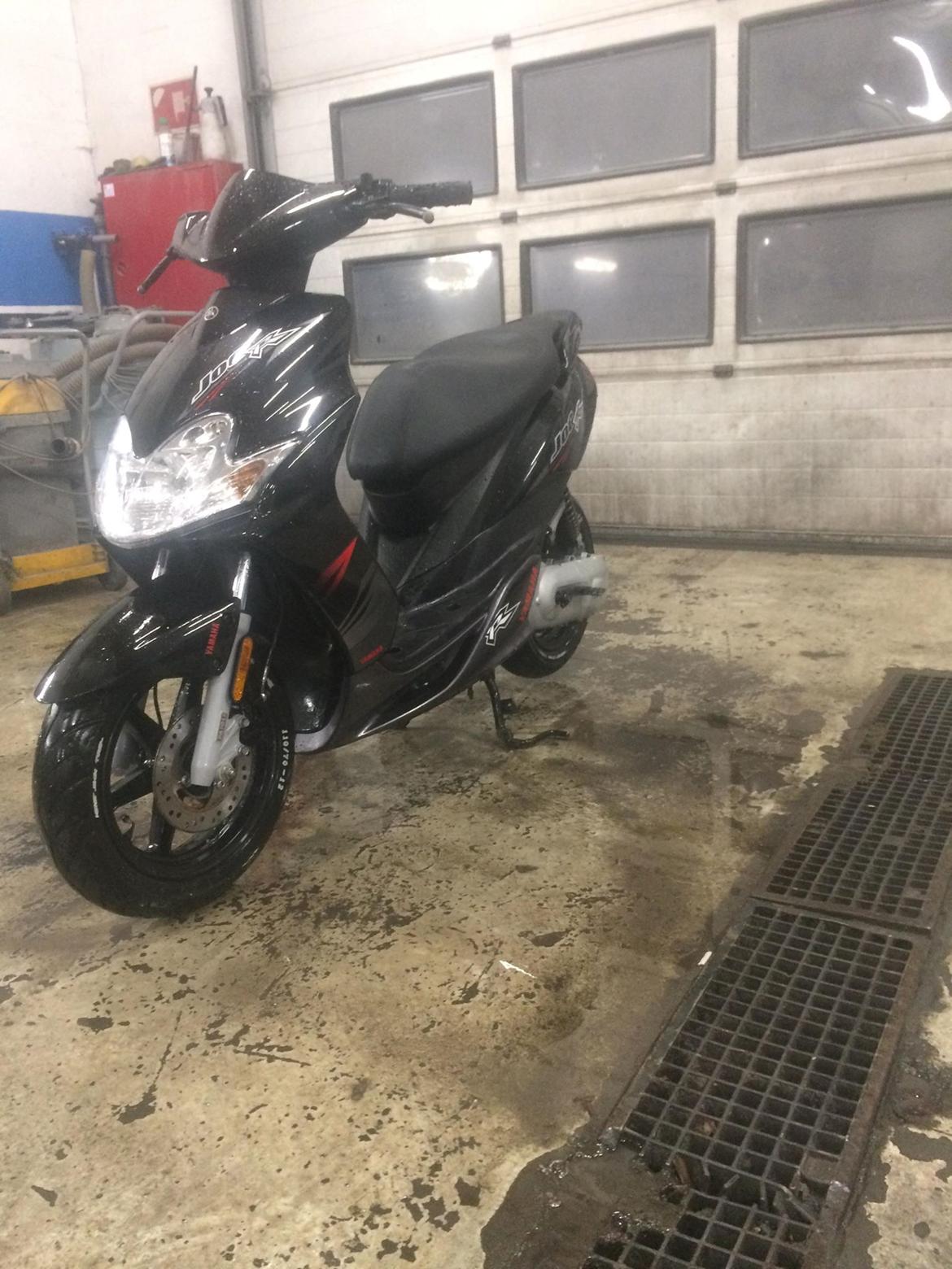 Yamaha jog r billede 10