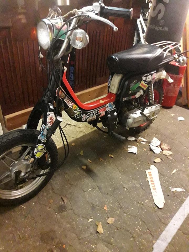 Suzuki FZ50 billede 6