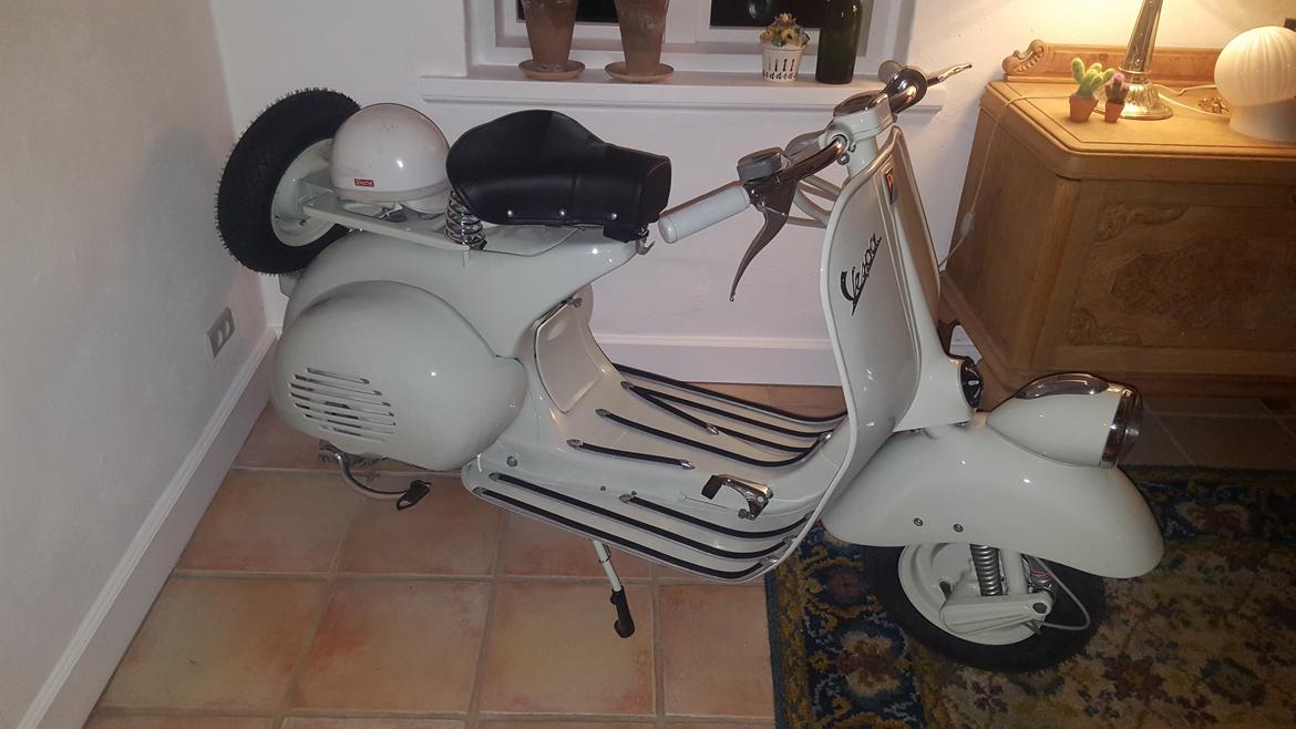 Vespa Faro Basso 125 billede 1