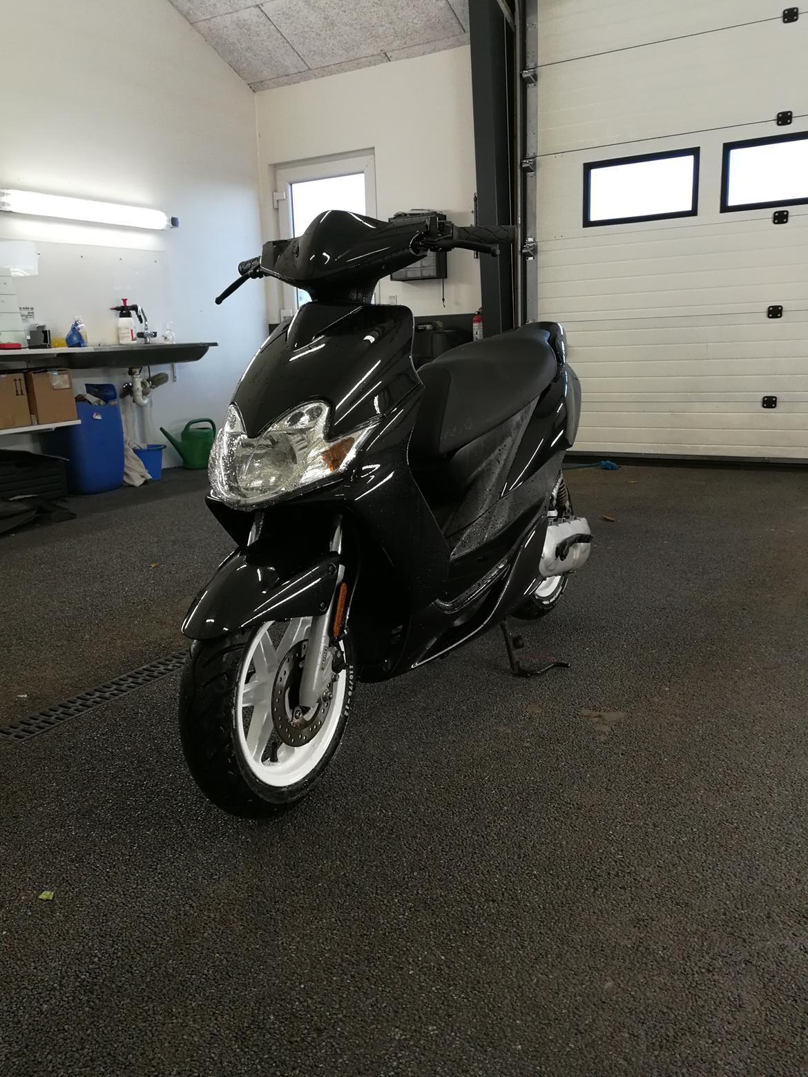 Yamaha jog r billede 1