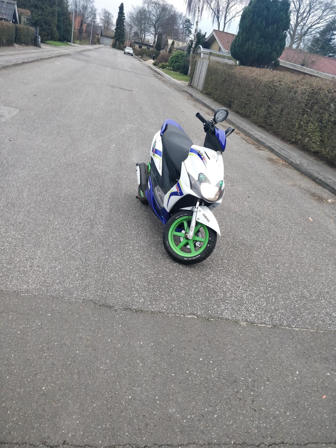 Yamaha jog r billede 4