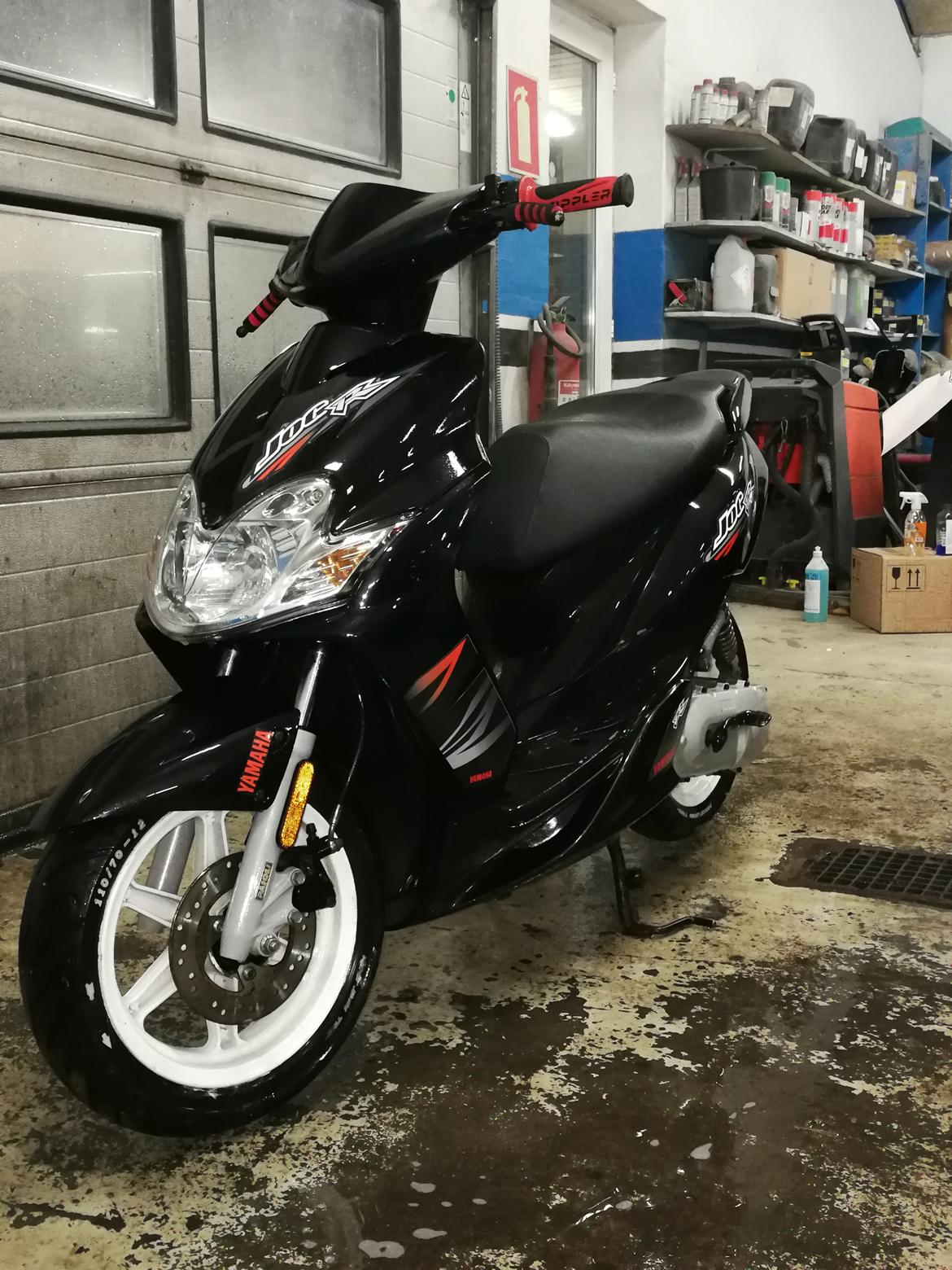 Yamaha jog r billede 5