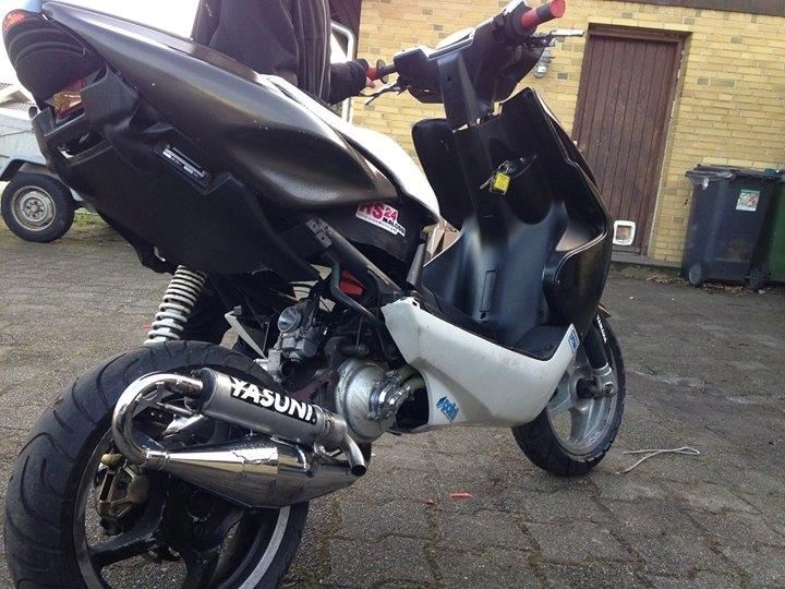 Yamaha Aerox LC billede 1