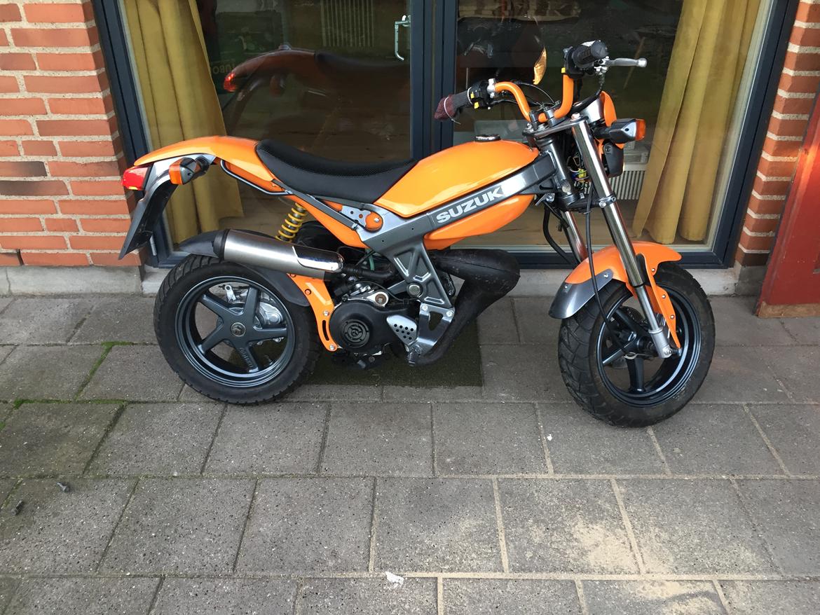 Suzuki Street Magic billede 2