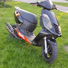 Aprilia sonic evo 2 ac (solgt)