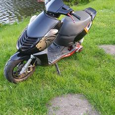 Aprilia sonic evo 2 ac (solgt)