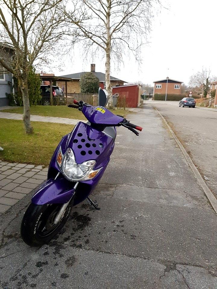 Yamaha jog R LC billede 1