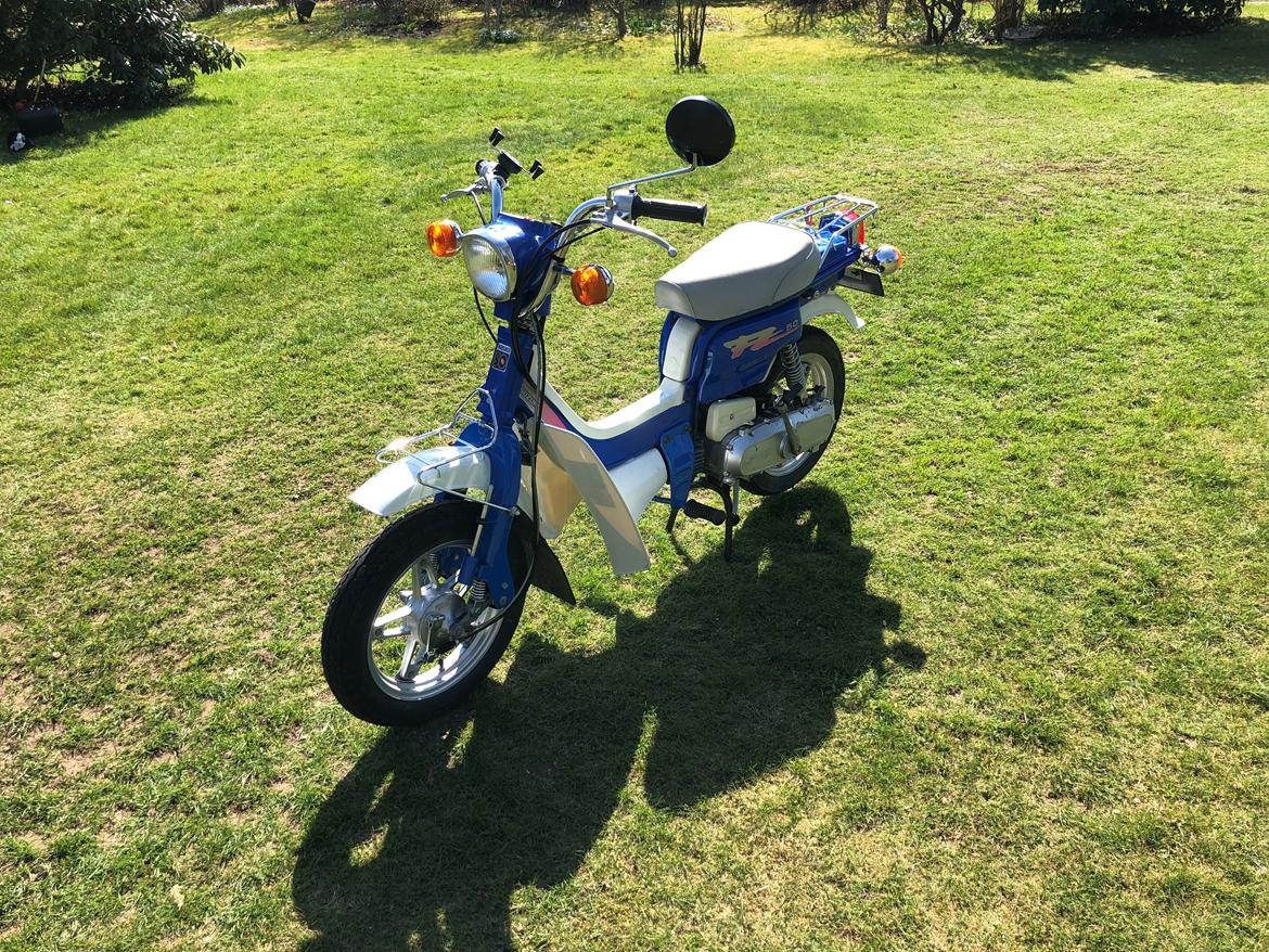 Suzuki fz50 Dynamic blue billede 1