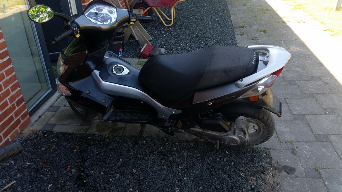 PGO g max billede 4