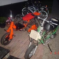 Suzuki Fz/Hot 50 Taget af panser