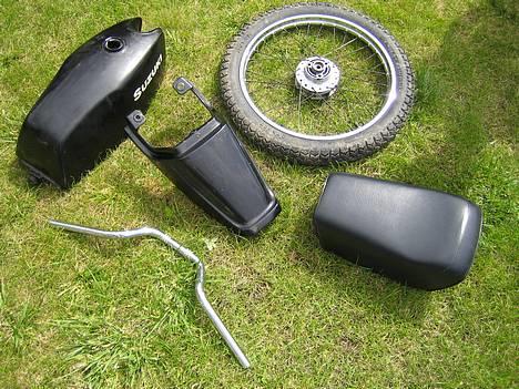 Suzuki dm50 samurai ¤STJÅLET¤ - Nogle af tingene der er pudset, pyyyha det var hårdt.....Tog flere timer. billede 8