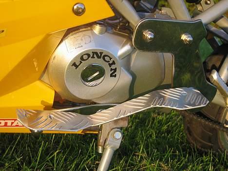 MiniBike 4g - Har lige lavet en alu plade, så det er blevet lettere at skifte gear.. billede 11