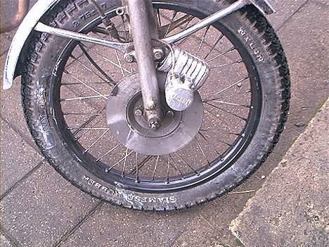 Yamaha 4 gear.....solgt - fælgene har også fået en tur med malingen...det ser bare godt ud billede 14