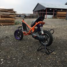 Yamaha Neos/jog rr (bygget om)