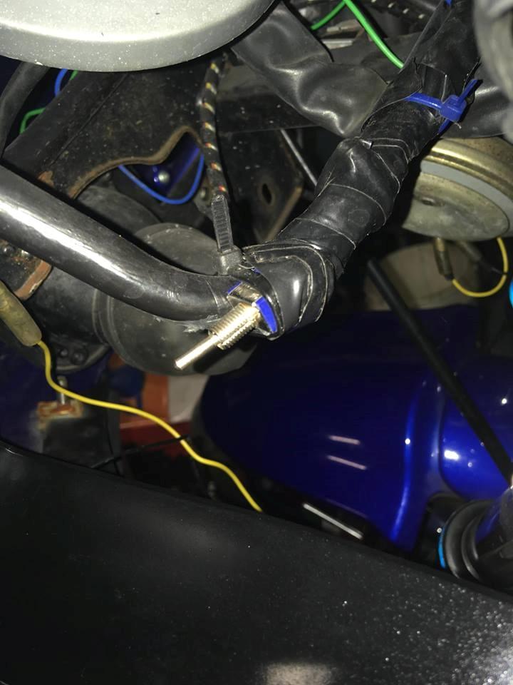 Rieju Rs2 Matrix - Kontakt til blå lys (angel eyes og led strips) billede 17