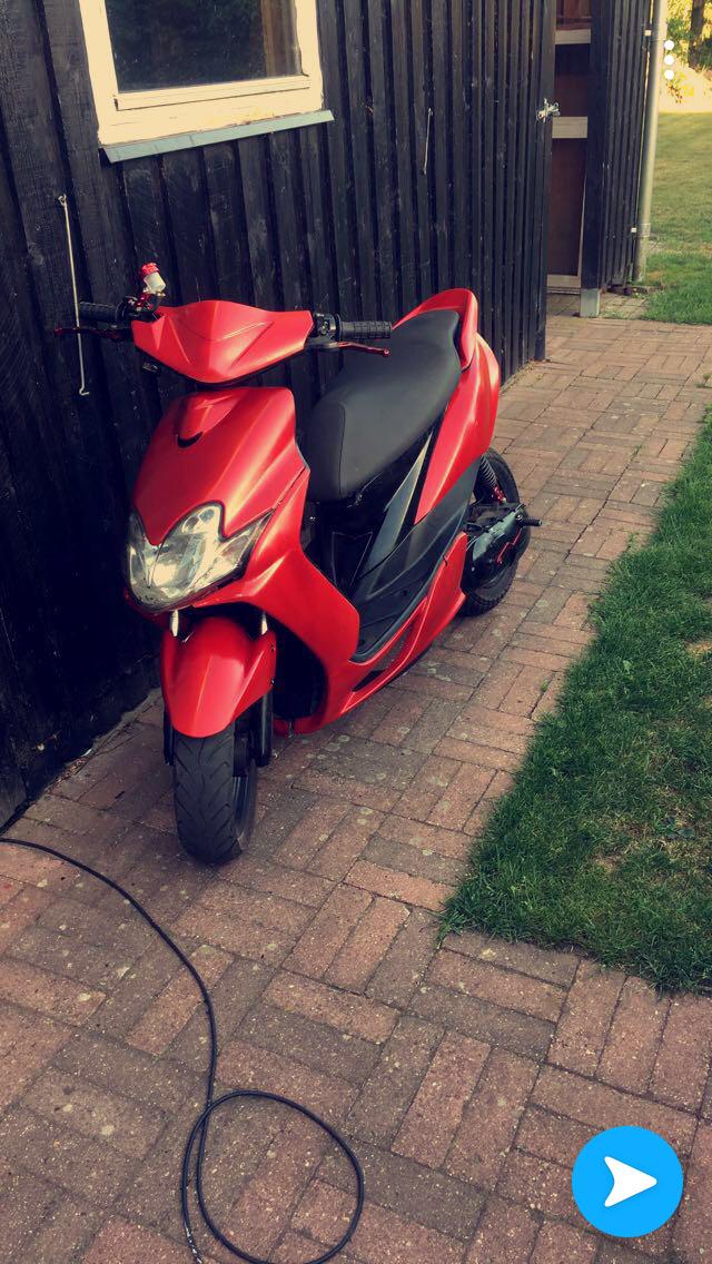 Yamaha Jog R med neos motor billede 12