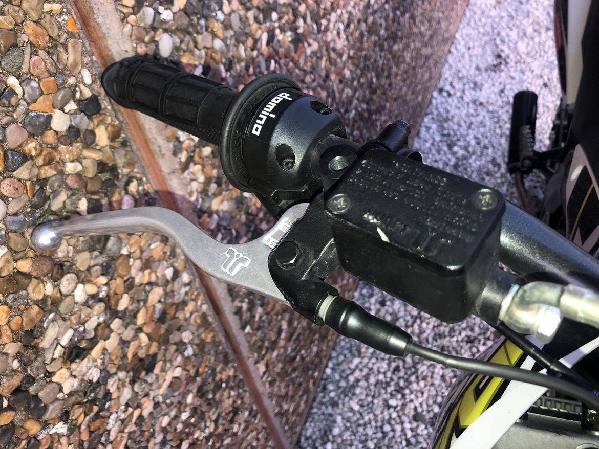 Derbi Senda Xtreme Fluo-Yellow billede 13